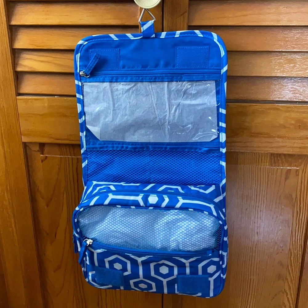 Travel Valet Cosmetics Case